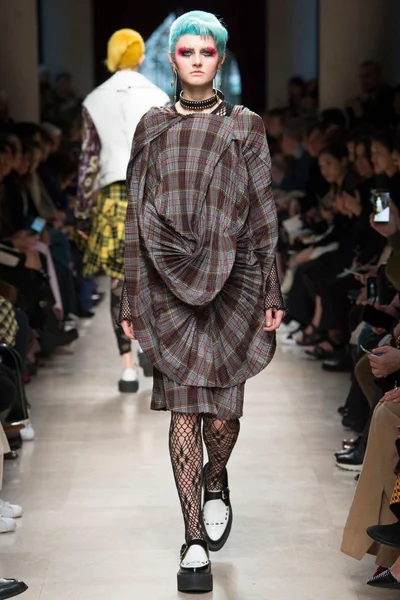 Look 34